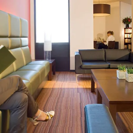 Ibis Centrum 3*